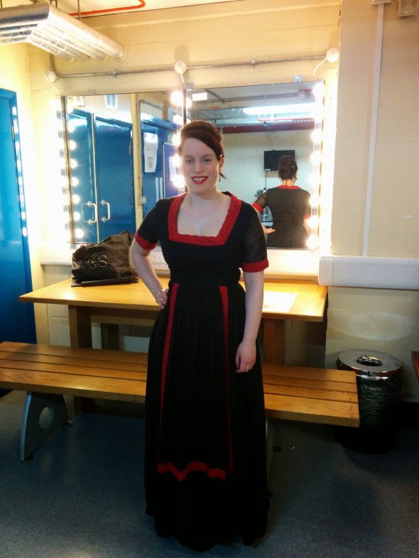 I decided to wear my mum's dress from 1969 (by KATI at Laura Phillips) which I thought was fitting for a 1970s revival show! 
